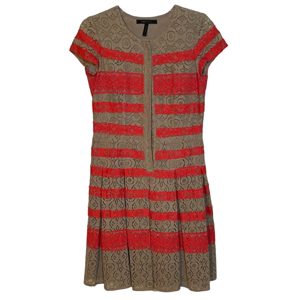BCBG drop waist, button up, cotton nylon short sleeve lined lace dress. Sz4